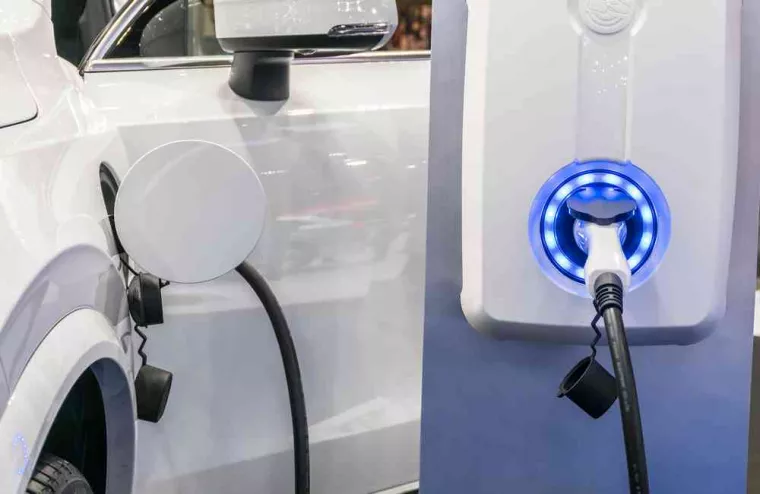 Installation de borne de recharge dans un garage , Antibes, ECOTRIO ENERGY